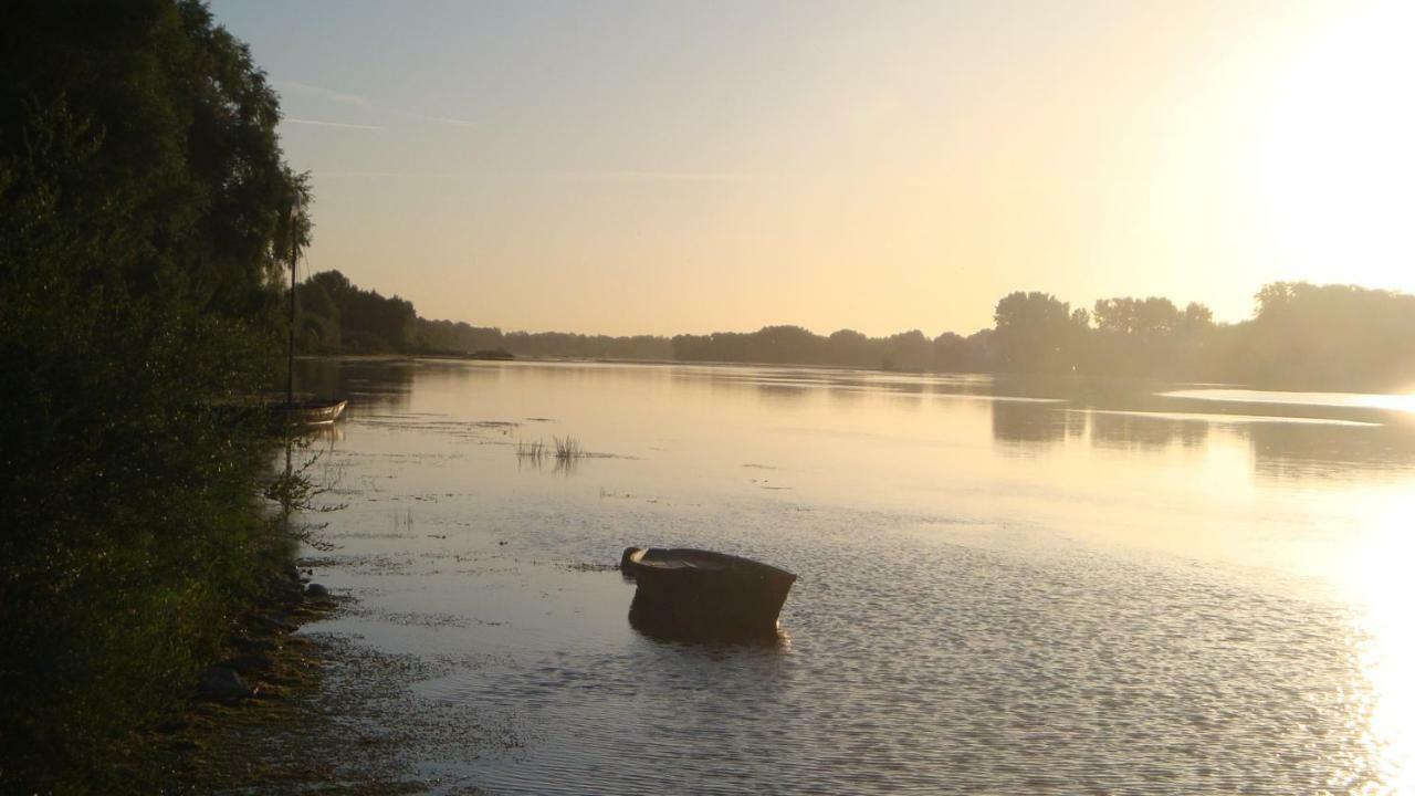 L'Etape Des Chateaux Le 2 Bis Meung-sur-Loire Exteriör bild